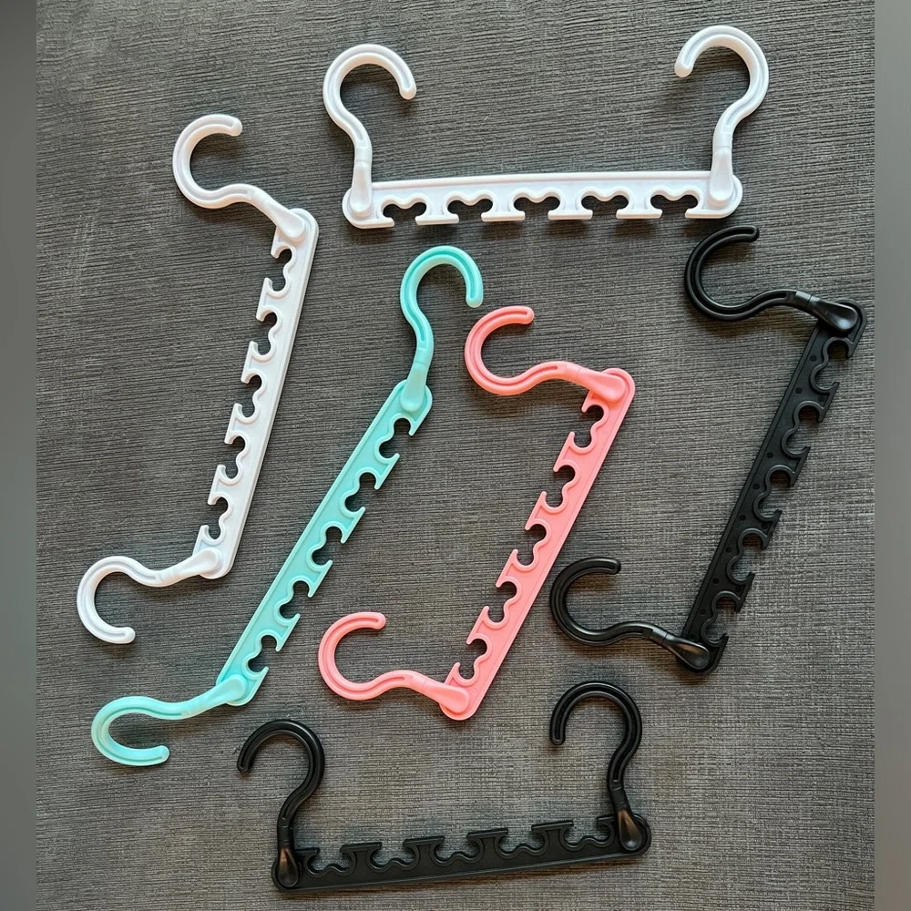 Set of 6 Multi-Slot Space Saving Magic Closet‎ organizer storage hanger
